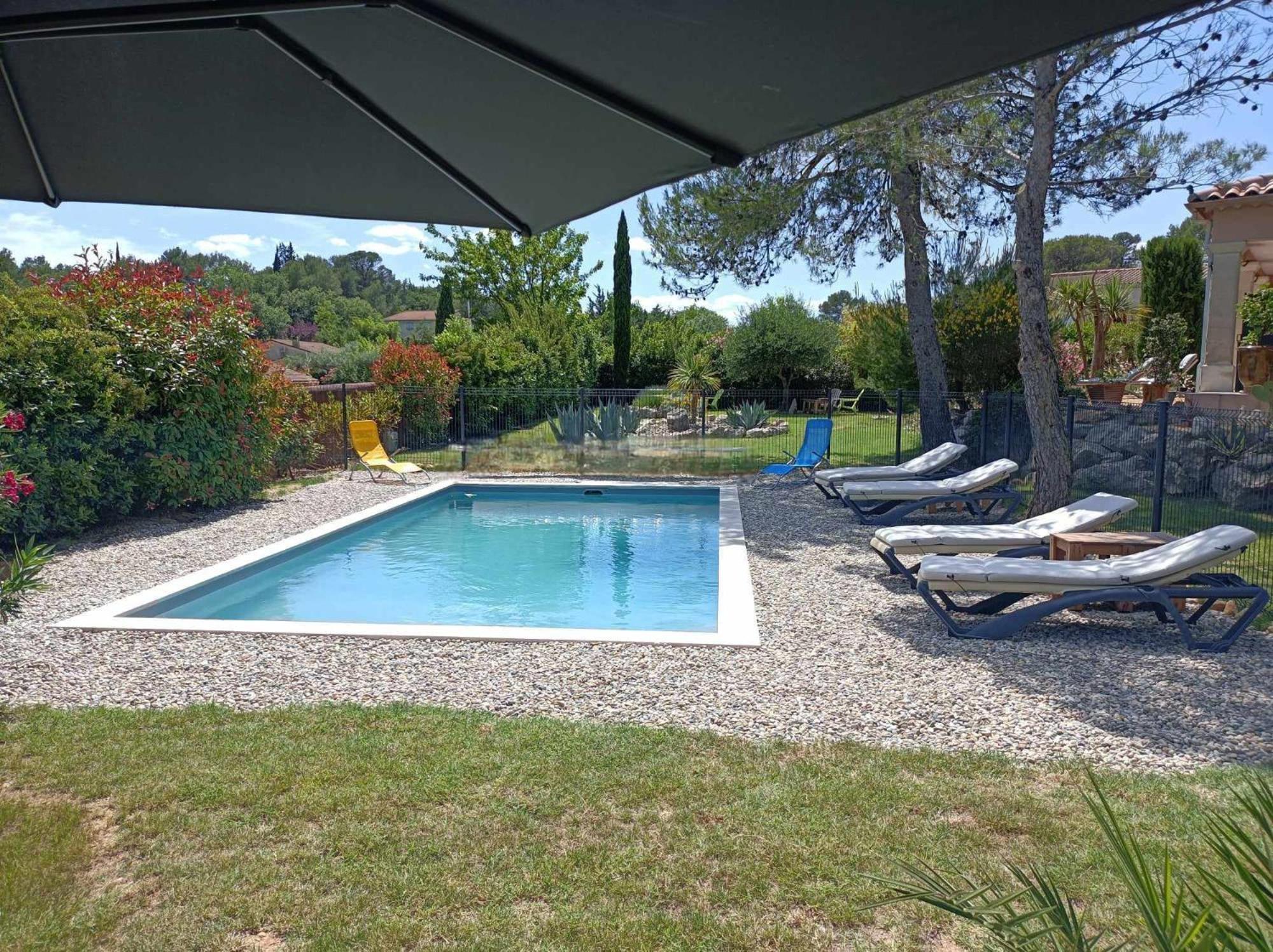 Anduze Gîte Les Pins 2/3 personnes au calme. Massillargues-Attuech Extérieur photo