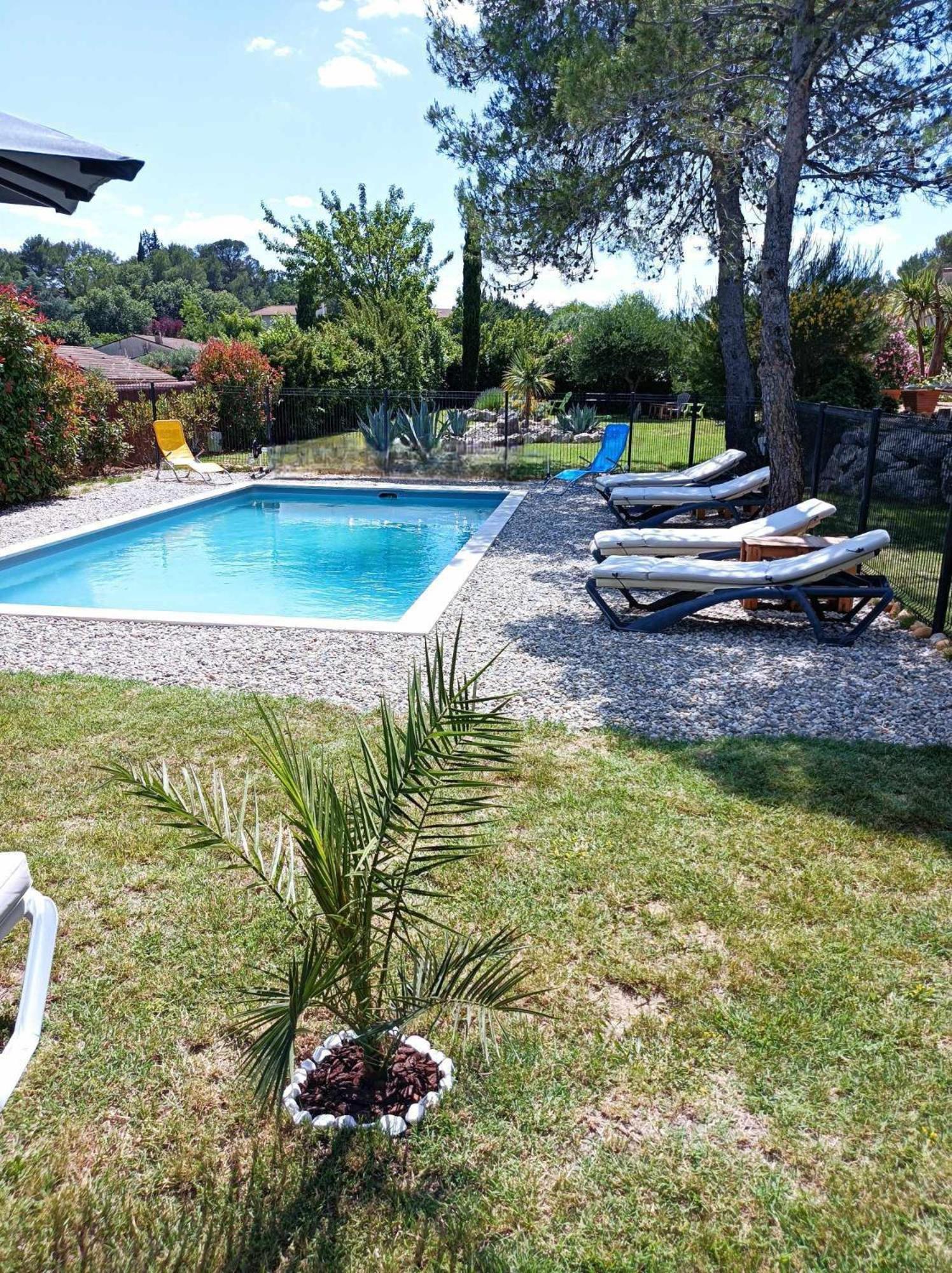 Anduze Gîte Les Pins 2/3 personnes au calme. Massillargues-Attuech Extérieur photo