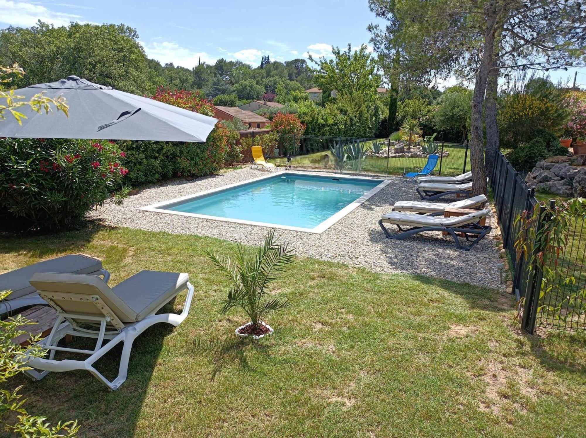 Anduze Gîte Les Pins 2/3 personnes au calme. Massillargues-Attuech Extérieur photo